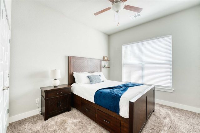 925 W Eagle Street, Fayetteville, AR 72701