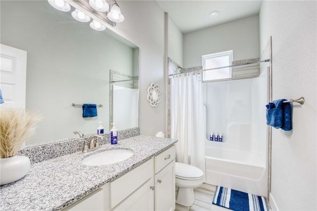 925 W Eagle Street, Fayetteville, AR 72701