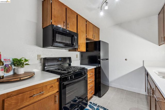 2121 Vale Rd 121, San Pablo, CA 94806