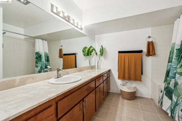 2121 Vale Rd 121, San Pablo, CA 94806