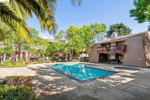 2121 Vale Rd 121, San Pablo, CA 94806