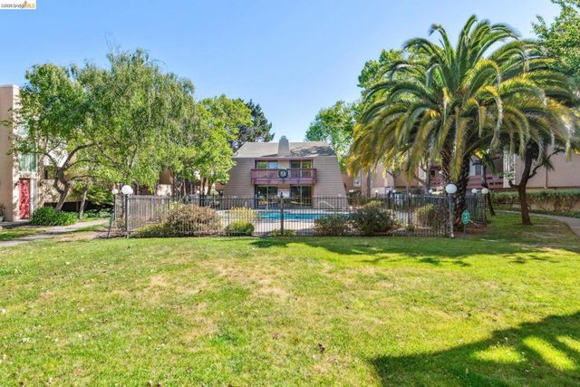 2121 Vale Rd 121, San Pablo, CA 94806
