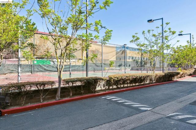 2121 Vale Rd 121, San Pablo, CA 94806