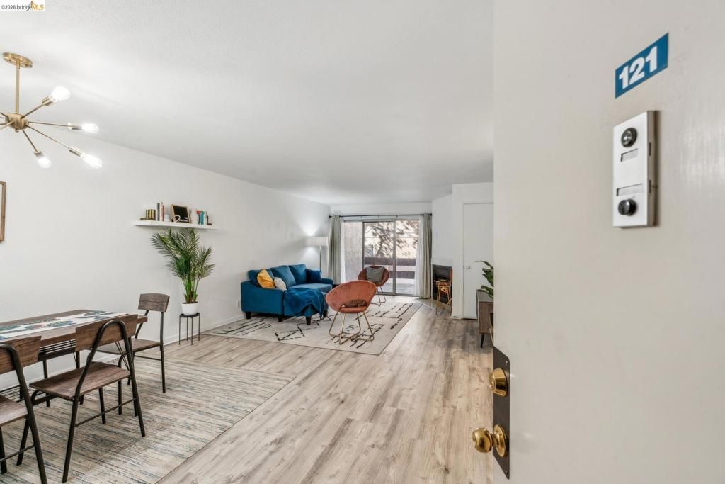 2121 Vale Rd 121, San Pablo, CA 94806