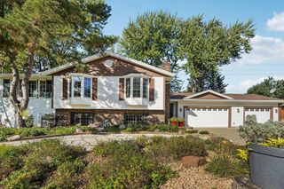 13812 High Drive, Burnsville, MN 55337