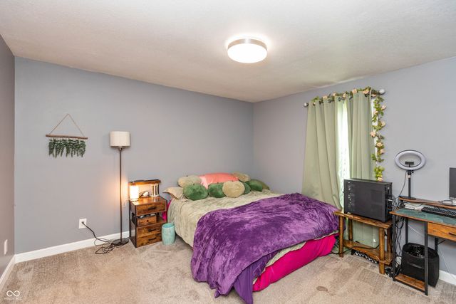 1122 Cottage Circle, Seymour, IN 47274