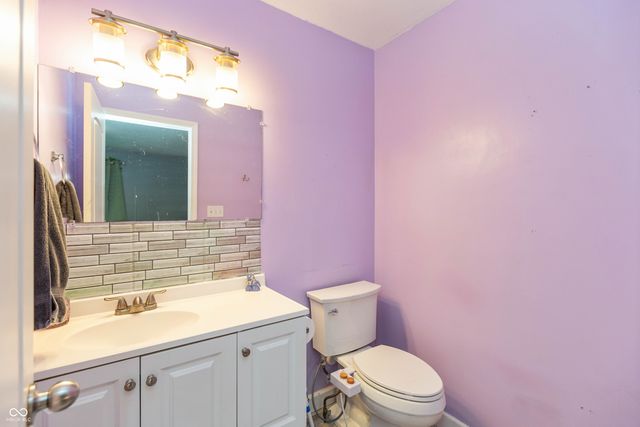 1122 Cottage Circle, Seymour, IN 47274