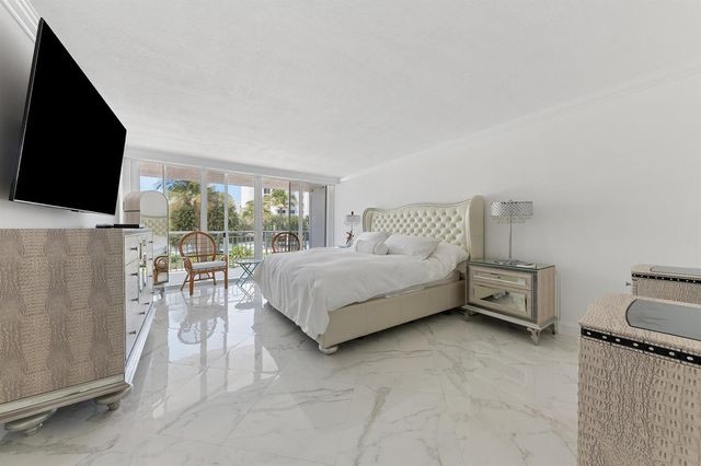 3546 S Ocean Boulevard 324, South Palm Beach, FL 33480