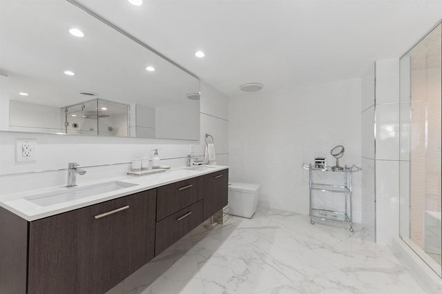 3546 S Ocean Boulevard 324, South Palm Beach, FL 33480