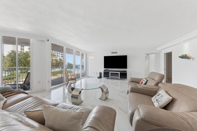 3546 S Ocean Boulevard 324, South Palm Beach, FL 33480