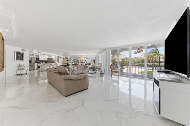 3546 S Ocean Boulevard 324, South Palm Beach, FL 33480