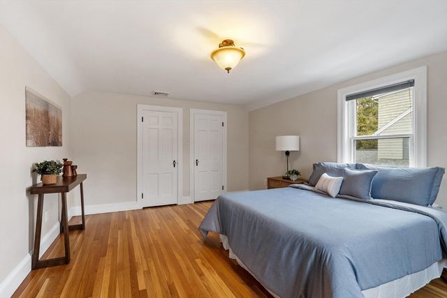 70 Ardsmoor Rd, Melrose, MA 02176