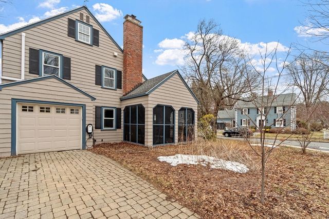 70 Ardsmoor Rd, Melrose, MA 02176