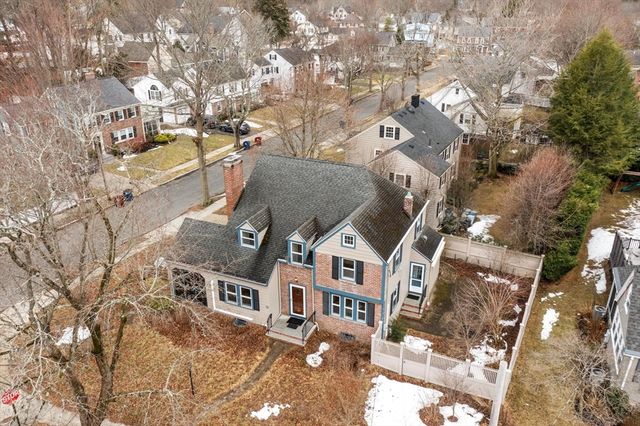 70 Ardsmoor Rd, Melrose, MA 02176