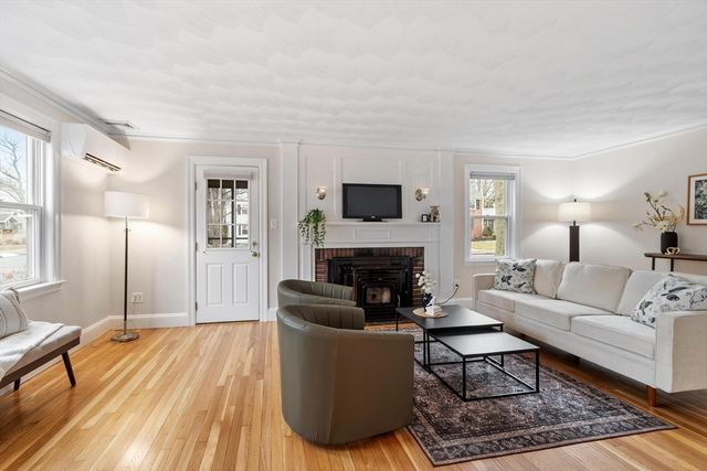 70 Ardsmoor Rd, Melrose, MA 02176