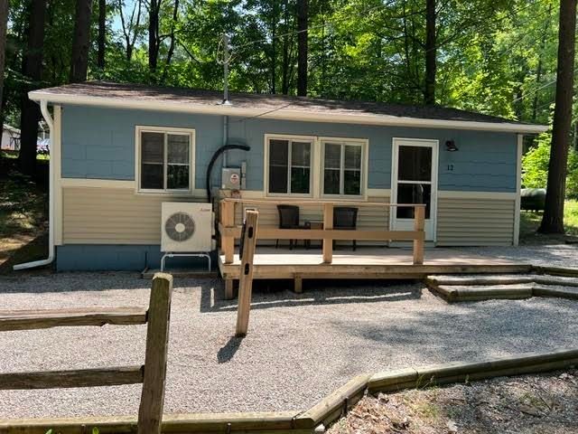 2341 Lakeview Avenue, Traverse City, MI 49696