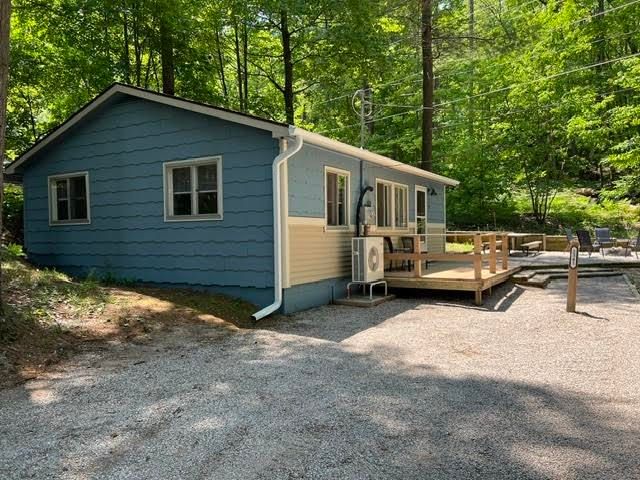 2341 Lakeview Avenue, Traverse City, MI 49696