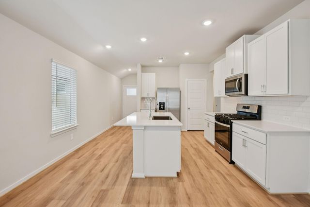 29238 Farmhouse Estates Drive, Waller, TX 77484