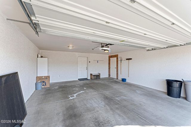 621 S Los Rubies Circle, Green Valley, AZ 85614