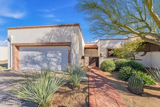 621 S Los Rubies Circle, Green Valley, AZ 85614
