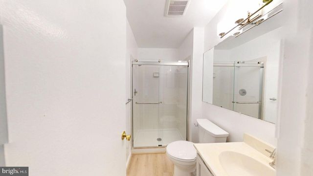 4477 HOLLY AVE, Fairfax, VA 22030