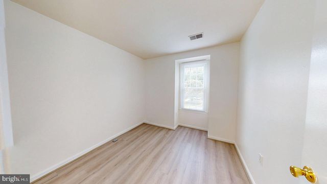 4477 HOLLY AVE, Fairfax, VA 22030
