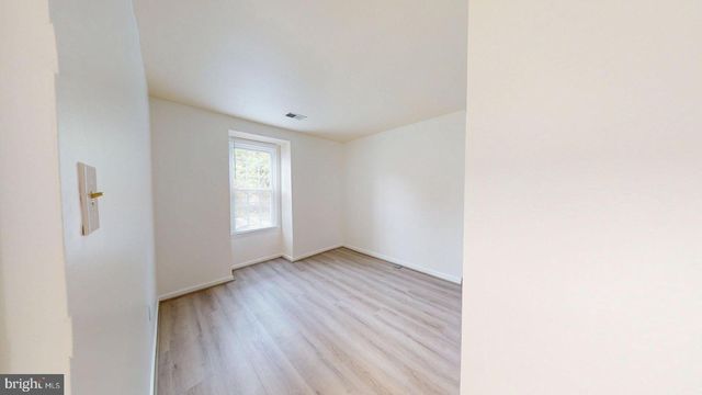 4477 HOLLY AVE, Fairfax, VA 22030