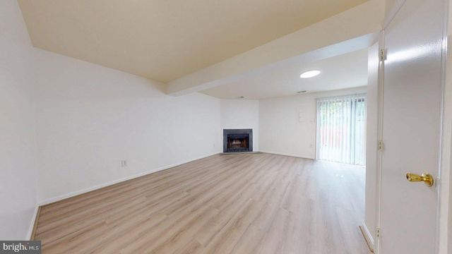 4477 HOLLY AVE, Fairfax, VA 22030