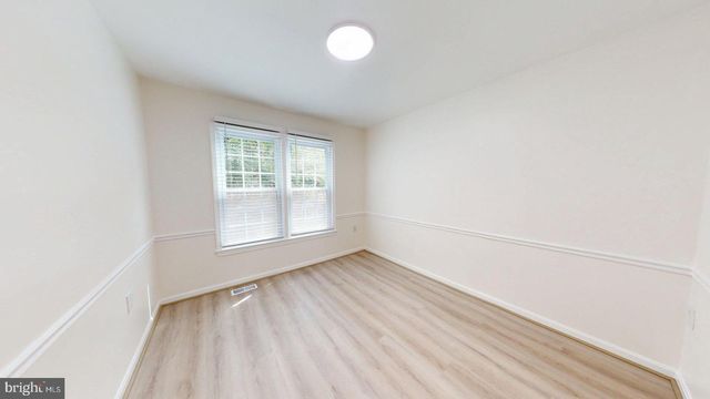 4477 HOLLY AVE, Fairfax, VA 22030