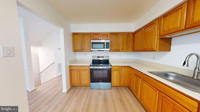 4477 HOLLY AVE, Fairfax, VA 22030