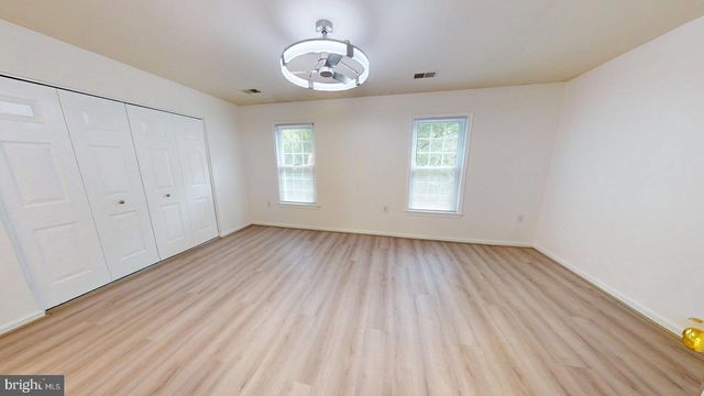 4477 HOLLY AVE, Fairfax, VA 22030
