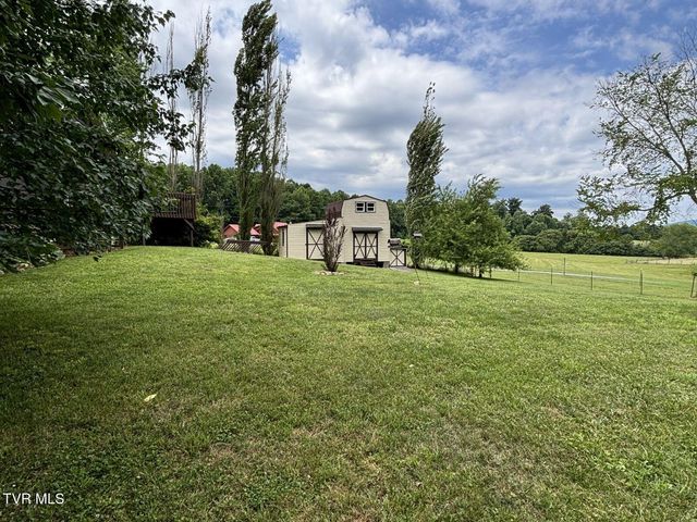 212 Md Dugger Road, Elizabethton, TN 37643
