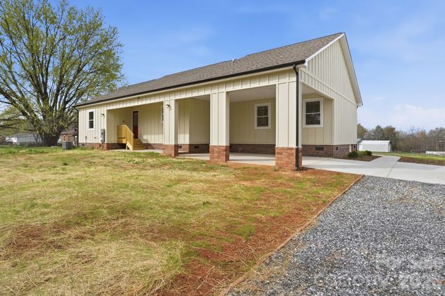 3529 Winters Street, Newton, NC 28658