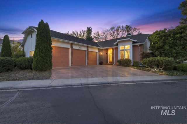 2155 S Crosscreek Ln, Boise, ID 83706 property photo