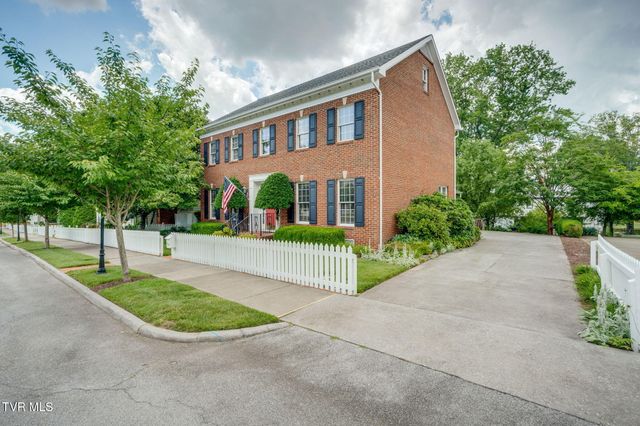 24 Pendleton Place, Kingsport, TN 37664