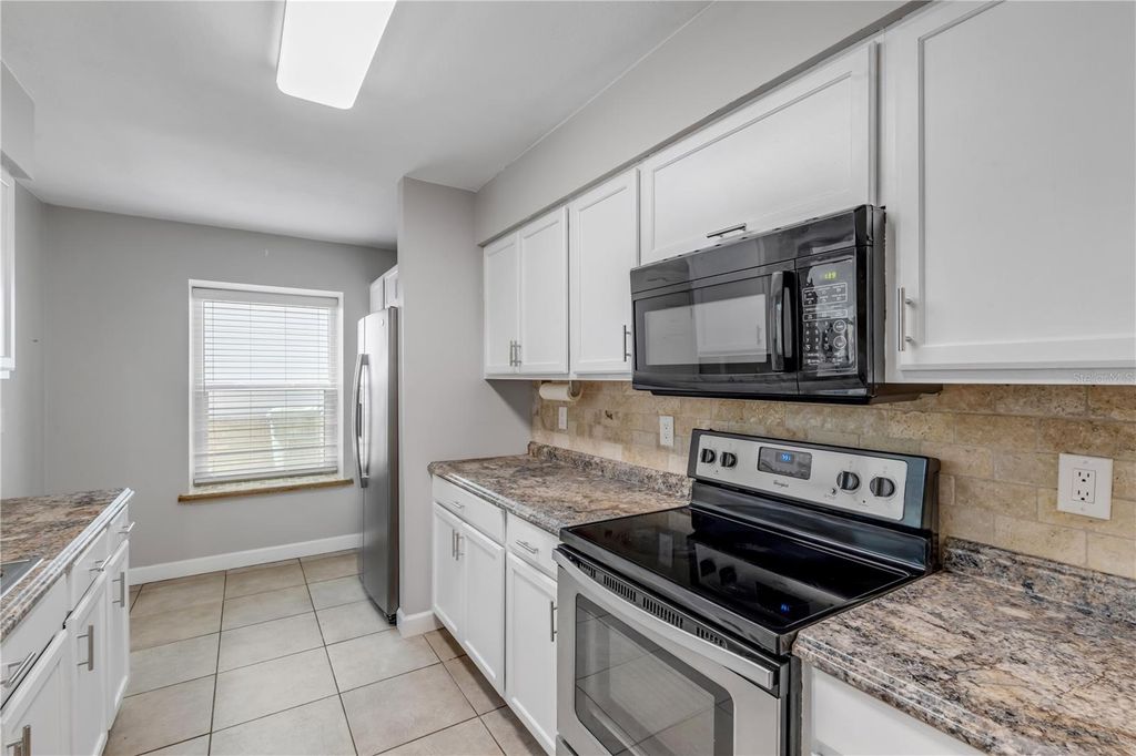 Image 16 of property listing at 240 BOB WHITE COURT 240, Daytona Beach, FL 32119