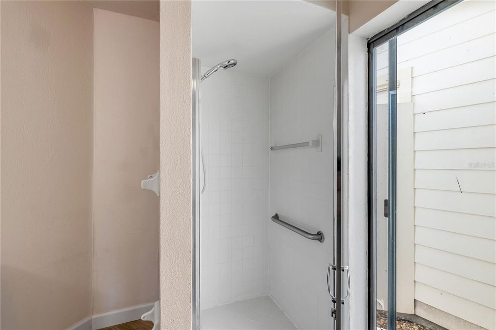 Image 26 of property listing at 240 BOB WHITE COURT 240, Daytona Beach, FL 32119