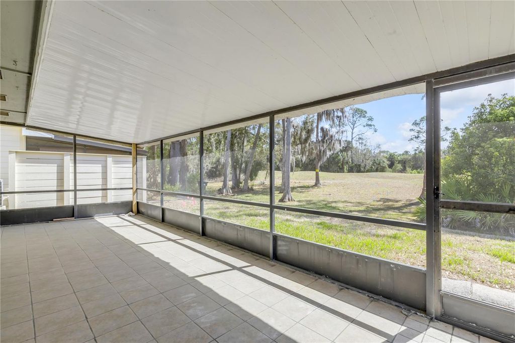 Image 31 of property listing at 240 BOB WHITE COURT 240, Daytona Beach, FL 32119