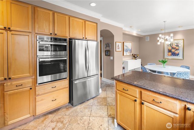 8630 113th Lane NE, Kirkland, WA 98033