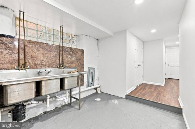 4526 OLD YORK RD, Philadelphia, PA 19140