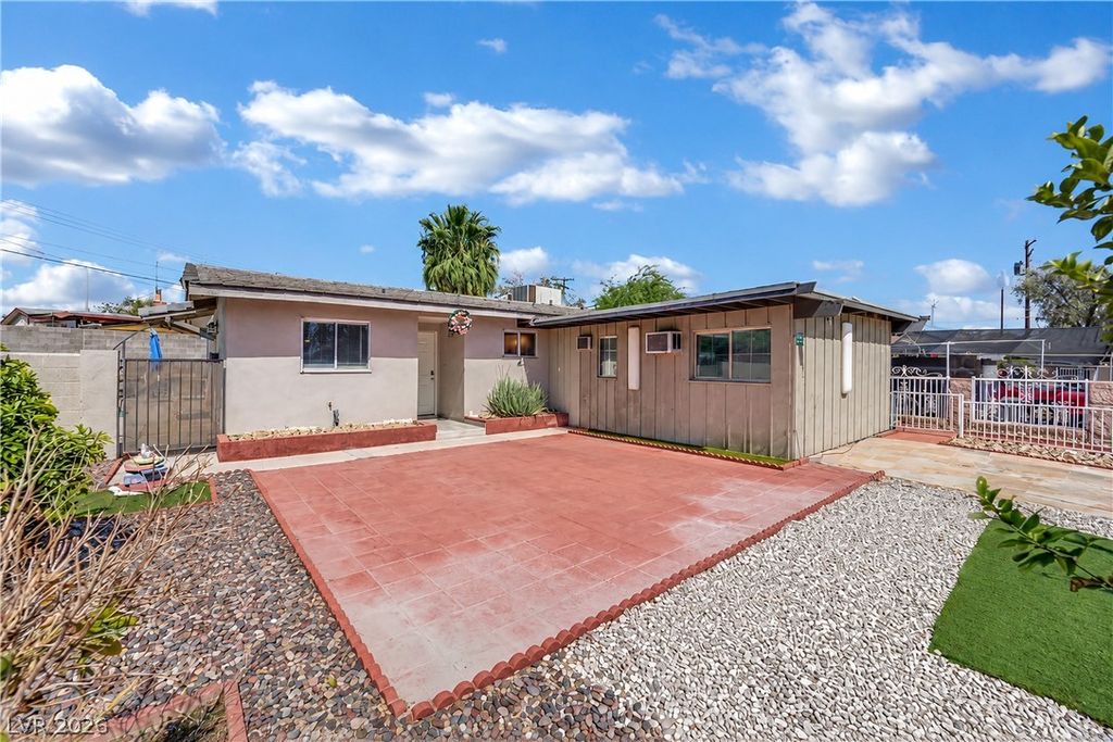 805 North 19th Street, Las Vegas, NV 89101 — exterior