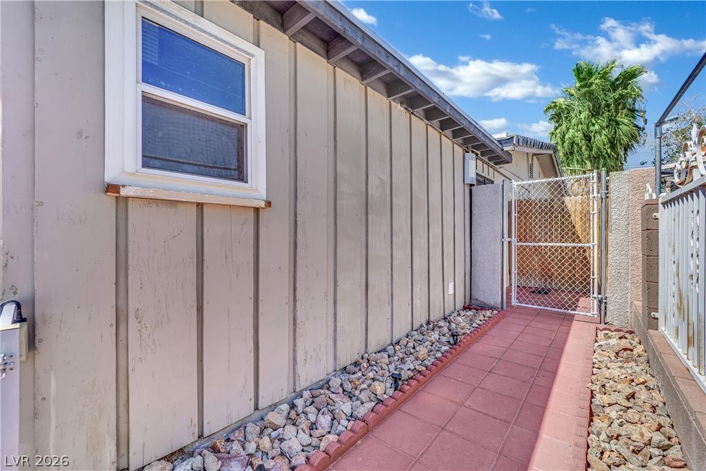 805 North 19th Street, Las Vegas, NV 89101 — photo 3