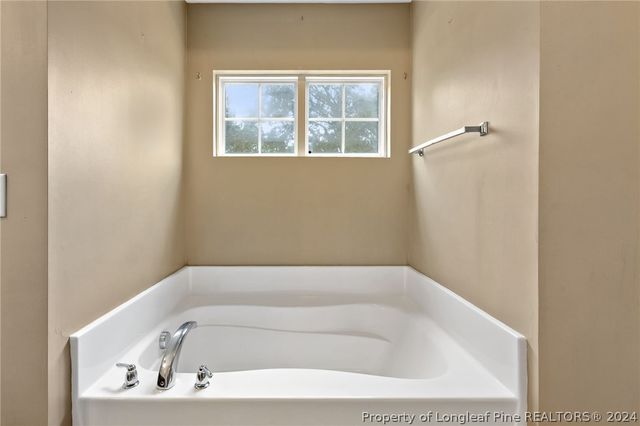 40 Sedgefield Lane, Spring Lake, NC 28390