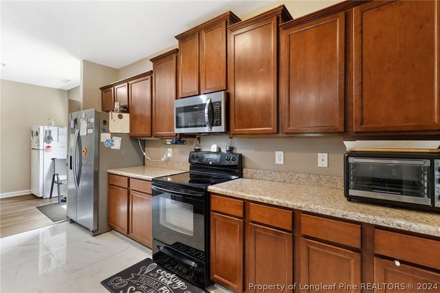 40 Sedgefield Lane, Spring Lake, NC 28390