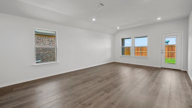 434 Clear Rain Street, Lavon, TX 75126