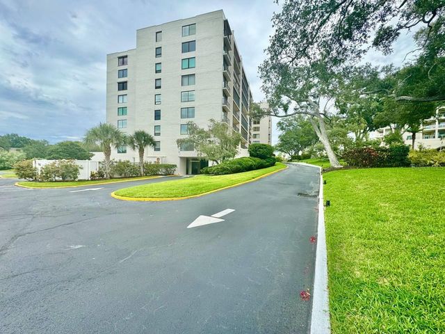 220 BELLEVIEW BOULEVARD 311, Clearwater, FL 33756