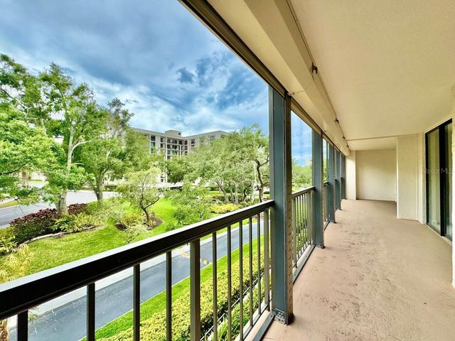 220 BELLEVIEW BOULEVARD 311, Clearwater, FL 33756