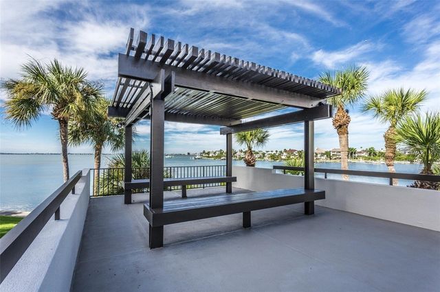 220 BELLEVIEW BOULEVARD 311, Clearwater, FL 33756