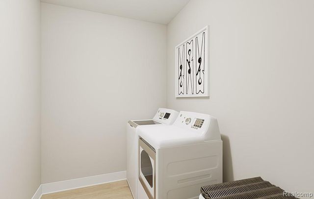 61753 Courtland Drive, South Lyon, MI 48178