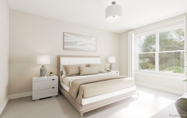 61753 Courtland Drive, South Lyon, MI 48178